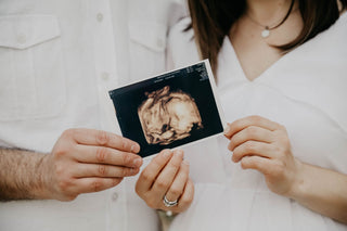 Big News, Bigger Moment: Creative Pregnancy Announcement Ideas for Singapore Families